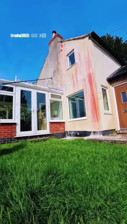Mike applying the render-cleaning process